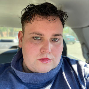 Meet your Posher, Travis